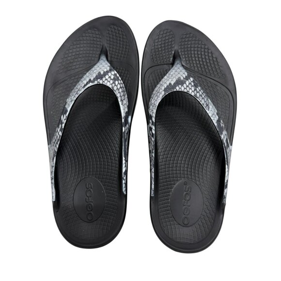 OOFOS OOlala Limited Edition Thong Recovery Snake Sandals Women's Size 6 - Picture 2 of 9